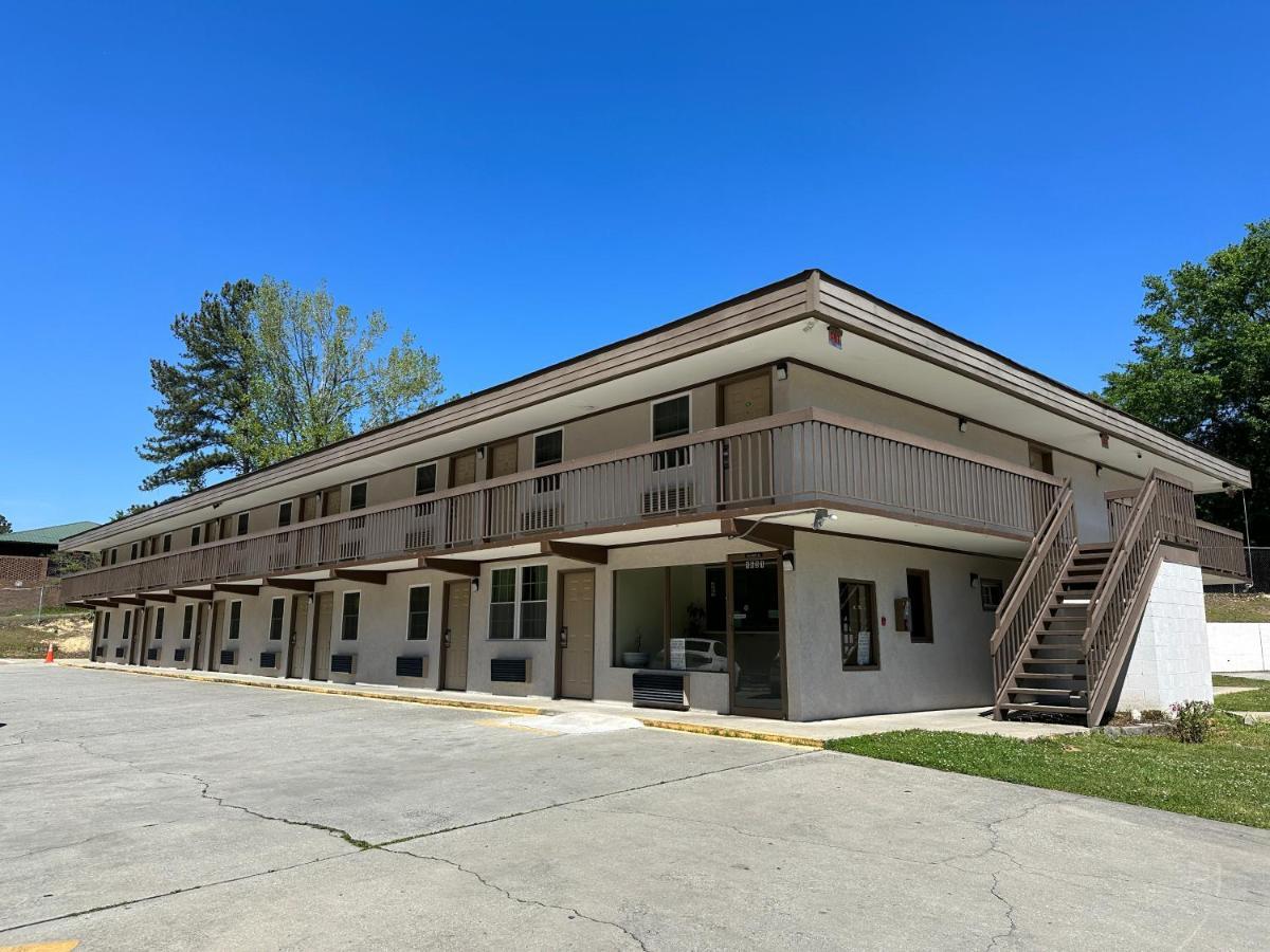 Budget Inn Express Columbia Exterior photo